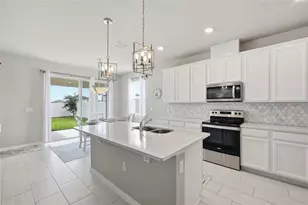 2252 Crossbow St, Clermont, FL 34715 - Photo 4