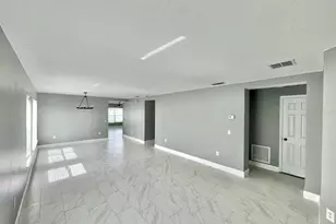 3954 Crossbill Ct, Kissimmee, FL 34746 - Photo 4