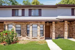 1860 Foxhall Cir, Kissimmee, FL 34741 - Photo 2