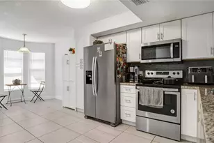 1860 Foxhall Cir, Kissimmee, FL 34741 - Photo 8