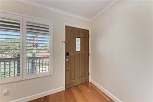 5705 Avista Dr, Sarasota, FL 34243 - Photo 10