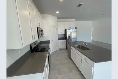 5267 Dagenham, Davenport, FL 33837 - Photo 4