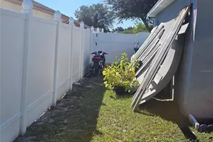 540 Oak Branch Cir, Kissimmee, FL 34758 - Photo 16