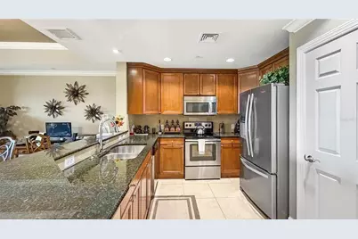 1370 Centre Court Ridge Drive #303, Reunion, FL 34747 - Photo 12