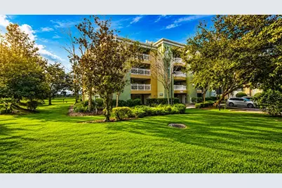 1370 Centre Court Ridge Drive #303, Reunion, FL 34747 - Photo 2