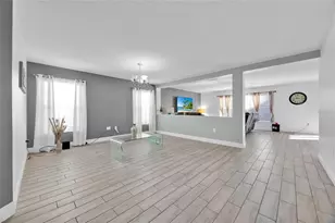 4647 Caverns Dr, Kissimmee, FL 34758 - Photo 8