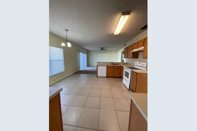 346 Montgomery Court, Kissimmee, FL 34758 - Photo 6