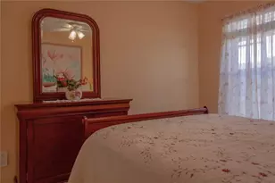 11241 Cocoa Beach Dr, Riverview, FL 33569 - Photo 28