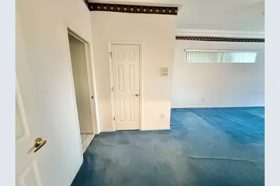 5829 Guenevere Court, Saint Cloud, FL 34772 - Photo 12