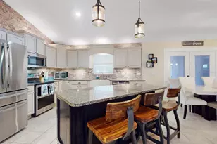 4775 Jay Dr, Saint Cloud, FL 34772 - Photo 6