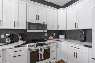 2511 Maneshaw Ln, Kissimmee, FL 34747 - Photo 6