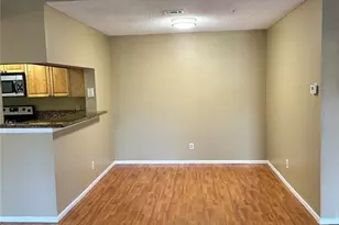238 Afton Square, Altamonte Springs, FL 32714 - Photo 4