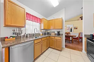 4205 Red Bird Ave, Saint Cloud, FL 34772 - Photo 12