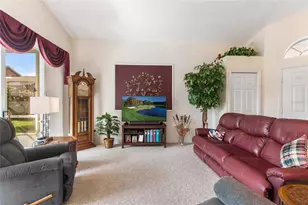 247 Travis Ln, Davenport, FL 33837 - Photo 8