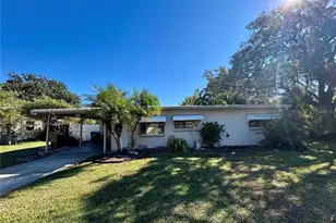 2515 N Beaumont Ave, Kissimmee, FL 34741 - Photo 1