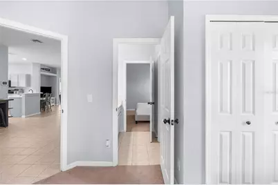 16813 Lazy Breeze Loop, Clermont, FL 34714 - Photo 10