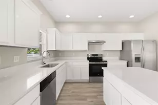 1037 Brenton Manor Dr, Winter Haven, FL 33881 - Photo 18