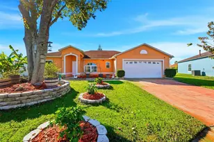 5114 Sage Wy, Kissimmee, FL 34758 - Photo 2