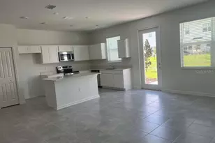 130 Nine Iron Dr, Davenport, FL 33896 - Photo 2