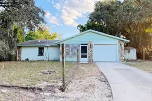 2871 W Albatross Rd, Avon Park, FL 33825 - Photo 2