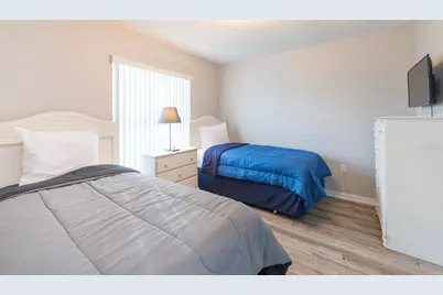 211 Aylesbury Lane, Davenport, FL 33837 - Photo 10