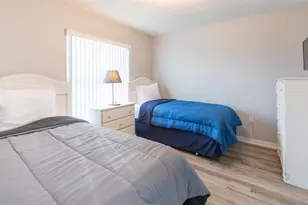 211 Aylesbury Ln, Davenport, FL 33837 - Photo 10