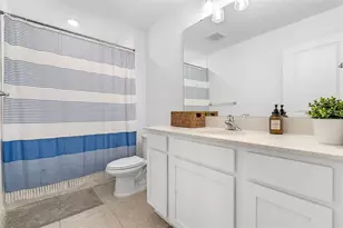 689 Longboat Dr, Davenport, FL 33896 - Photo 24