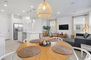 689 Longboat Dr, Davenport, FL 33896 - Photo 16