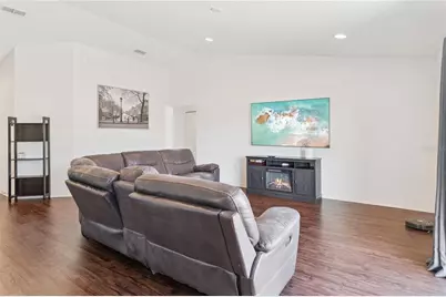 140 Solis Drive, Winter Haven, FL 33880 - Photo 6