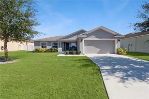 140 Solis Dr, Winter Haven, FL 33880 - Photo 2