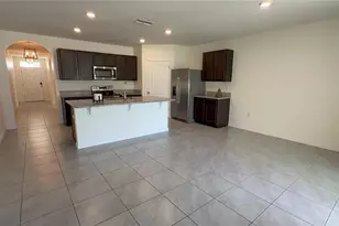 611 Autumn Stream Dr, Auburndale, FL 33823 - Photo 10