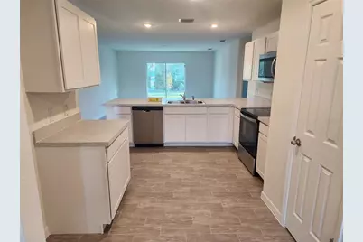 2299 N San Mateo Drive, North Port, FL 34288 - Photo 2