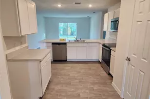 2299 N San Mateo Dr, North Port, FL 34288 - Photo 2