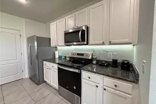 5295 Bracks Landing Dr, Saint Cloud, FL 34771 - Photo 10