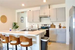 1738 Walnut Crk Dr, Kissimmee, FL 34744 - Photo 4