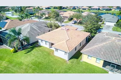 307 Monterey Street, Poinciana, FL 34759 - Photo 34