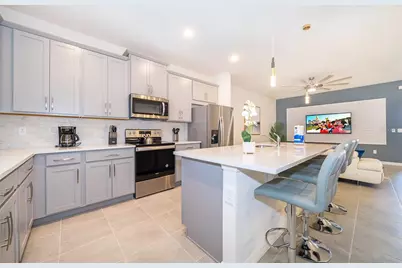 1812 Tropical Palms Circle, Kissimmee, FL 34747 - Photo 6