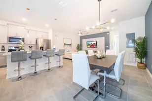1812 Tropical Palms Cir, Kissimmee, FL 34747 - Photo 4