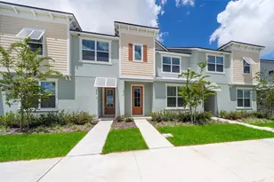 1812 Tropical Palms Cir, Kissimmee, FL 34747 - Photo 2