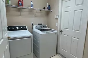 946 Seneca Trail, Saint Cloud, FL 34772 - Photo 22