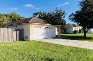 2704 Kendall Ave, Kissimmee, FL 34744 - Photo 2