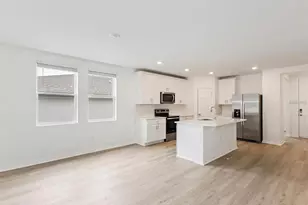 2343 White Tail St, Davenport, FL 33837 - Photo 8