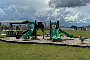 105 Towns Cir, Haines City, FL 33844 - Photo 4