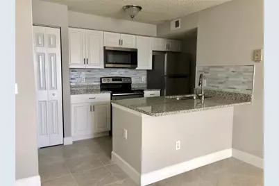 2209 Antigua Place #834, Kissimmee, FL 34741 - Photo 4