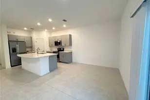 2207 Portrait St, Kissimmee, FL 34758 - Photo 4