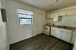 1922 SW 7th Pl, Ocala, FL 34471 - Photo 10