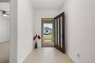 683 Campo Ln, Davenport, FL 33837 - Photo 2