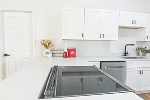 4618 Miranda Cir, Orlando, FL 32818 - Photo 14