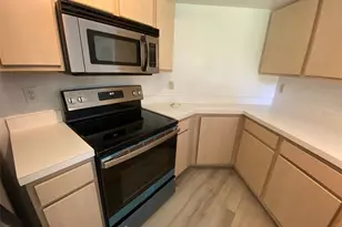 7340 Westpointe Blvd, Orlando, FL 32835 - Photo 12