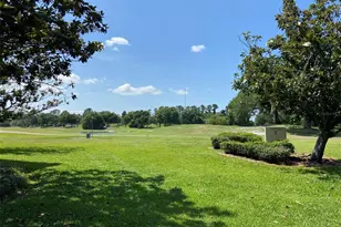 7340 Westpointe Blvd, Orlando, FL 32835 - Photo 24